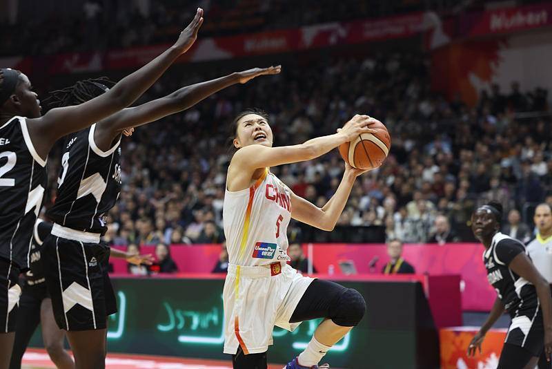 九游体育在线直播、九游体育足球直播、nba直播、电竞直播平台、九游体育赛事视频、体育直播平台-大场面还得靠老将稳军心，王思雨17分率中国女篮力克南苏丹